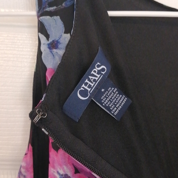 Size 6 Chaps Floral Dress - Picture 3 of 3